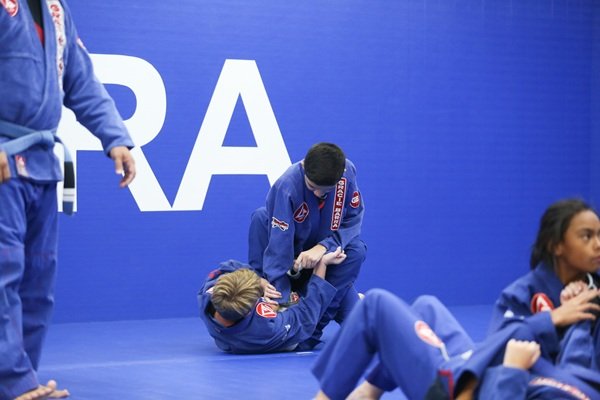 Building confidence: The benefits of jiu jitsu for kids at Gracie Barra Albuquerque | Phone: +1 (505) 504-2100 Building confidence: The benefits of jiu jitsu for kids at Gracie Barra Albuquerque | Phone: +1 (505) 504-2100