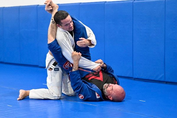 Beyond the punch: Why ground fighting is key to adult self-defense | Phone: +1 (505) 504-2100 Beyond the punch: Why ground fighting is key to adult self-defense | Phone: +1 (505) 504-2100