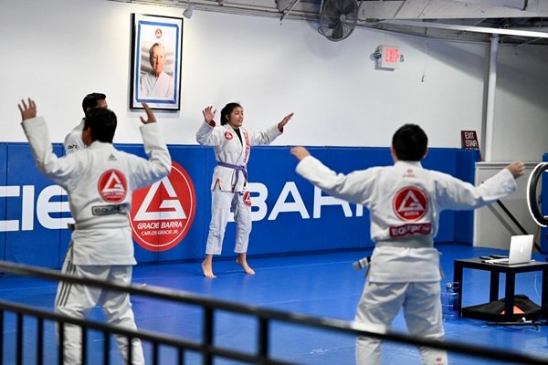 Gracie Barra Albuquerque: How much weight can you lose with jiu jitsu for adults | Phone: +1 (505) 504-2100